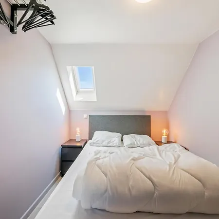 דירה Spacious Duplex In